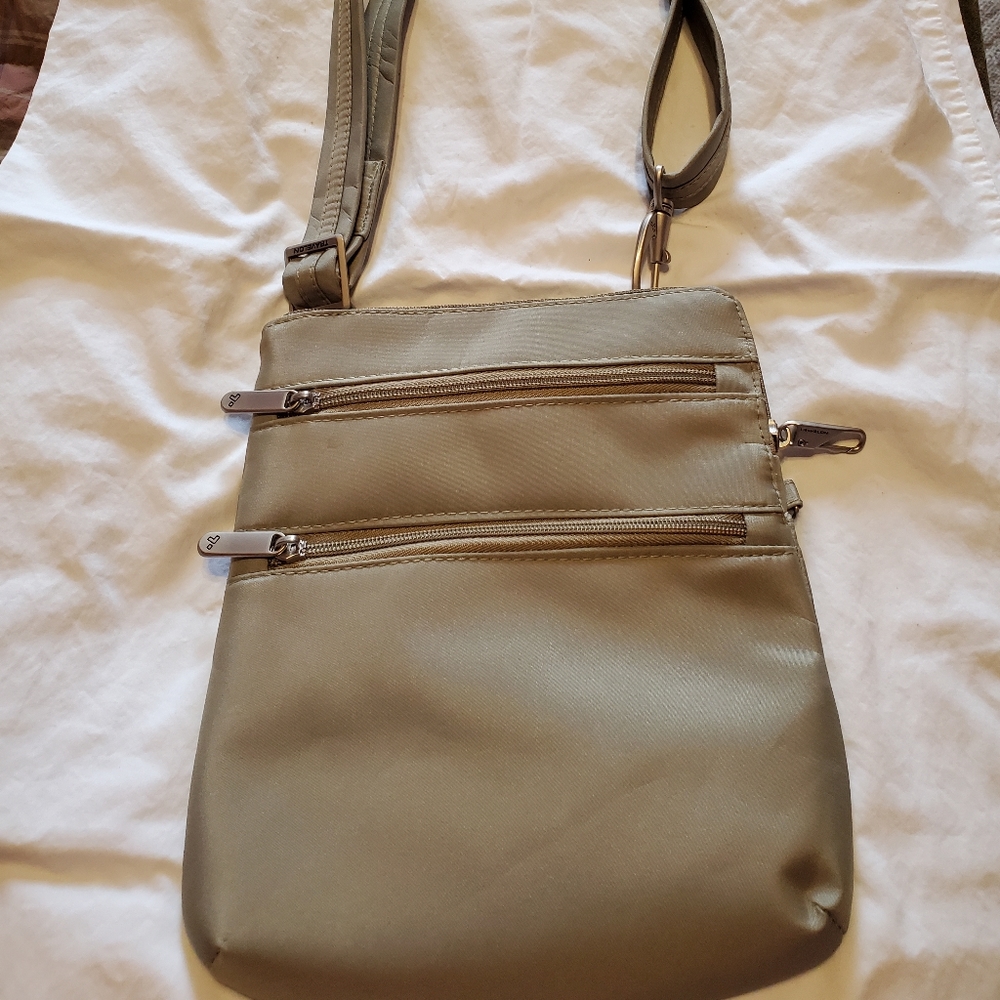Travelon Crossbody